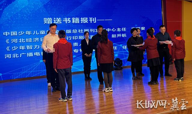 客户端记者赵鹏赵鹏简历新华社电视总台